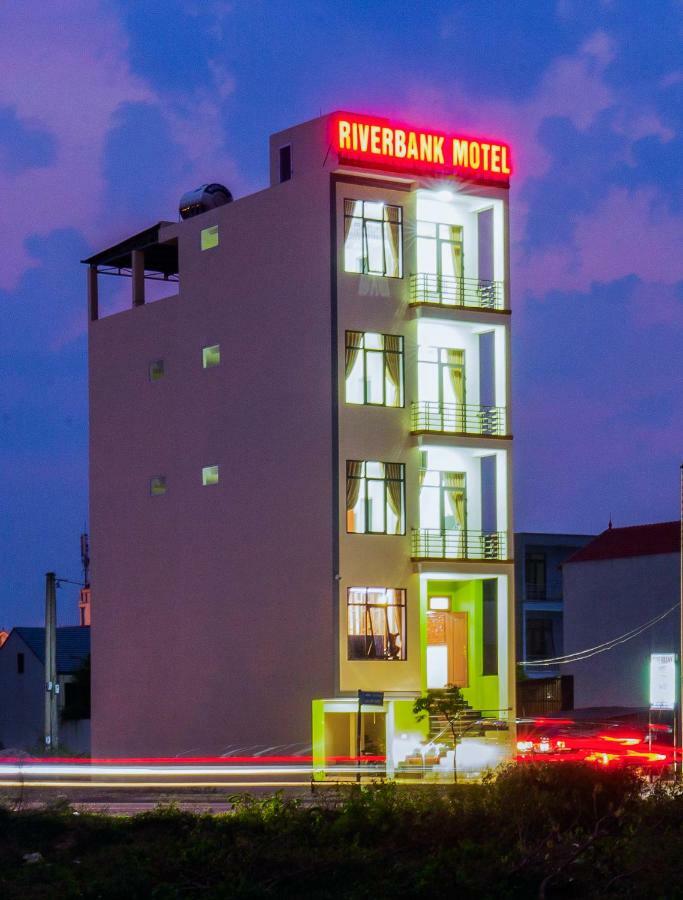 Riverbank Motel Duong Canh Eksteriør billede